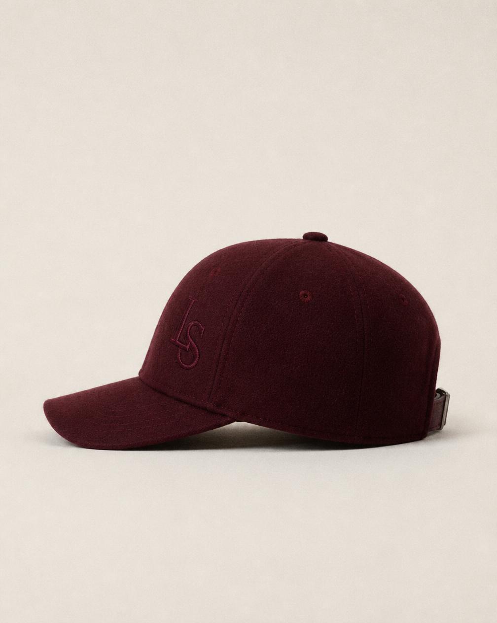 14:40 Cap in Deep Maroon